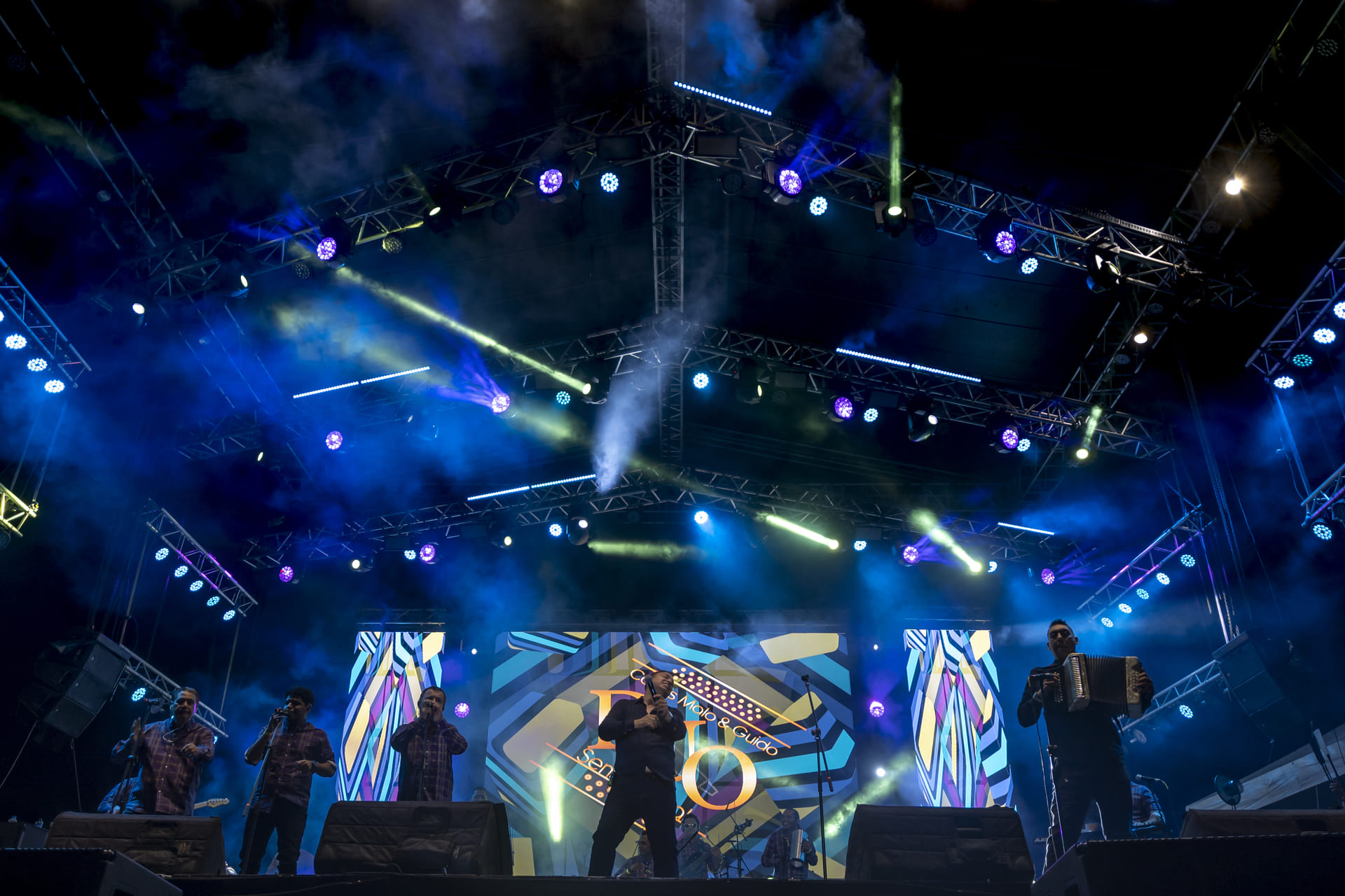 Dúo sensacional en Vivo